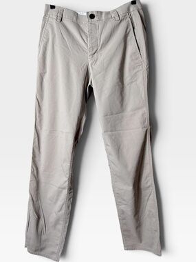 Kit and Ace Men's Straight Leg Pant Size 32/30 Grey Slim (L)
